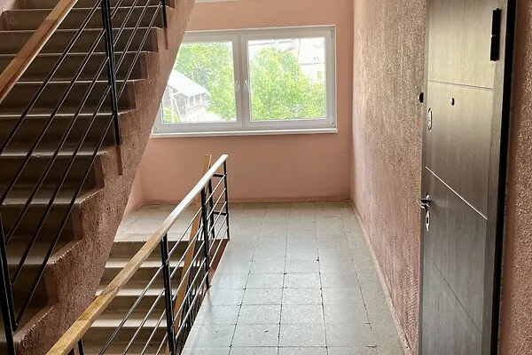 Pièces - Renovated Flat with Central Location in Tapa