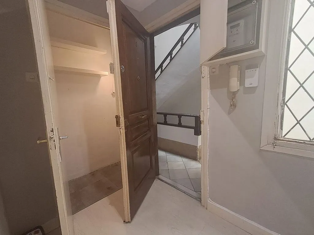 Esik - Attic with Potential in Sant Gervasi - La Bonanova