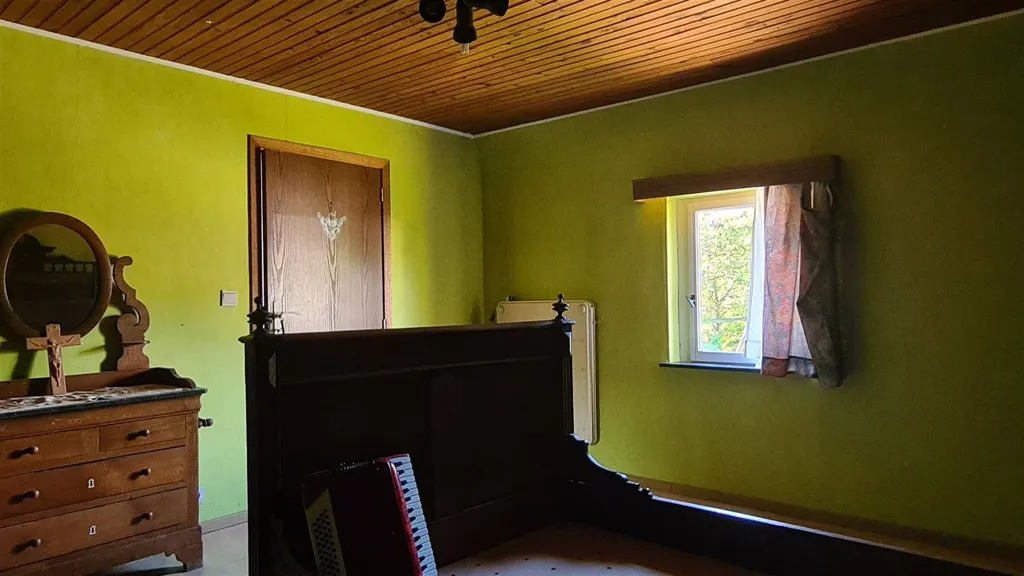 Magamistoad - Renovation Project House with Solar Panels in Kortessem