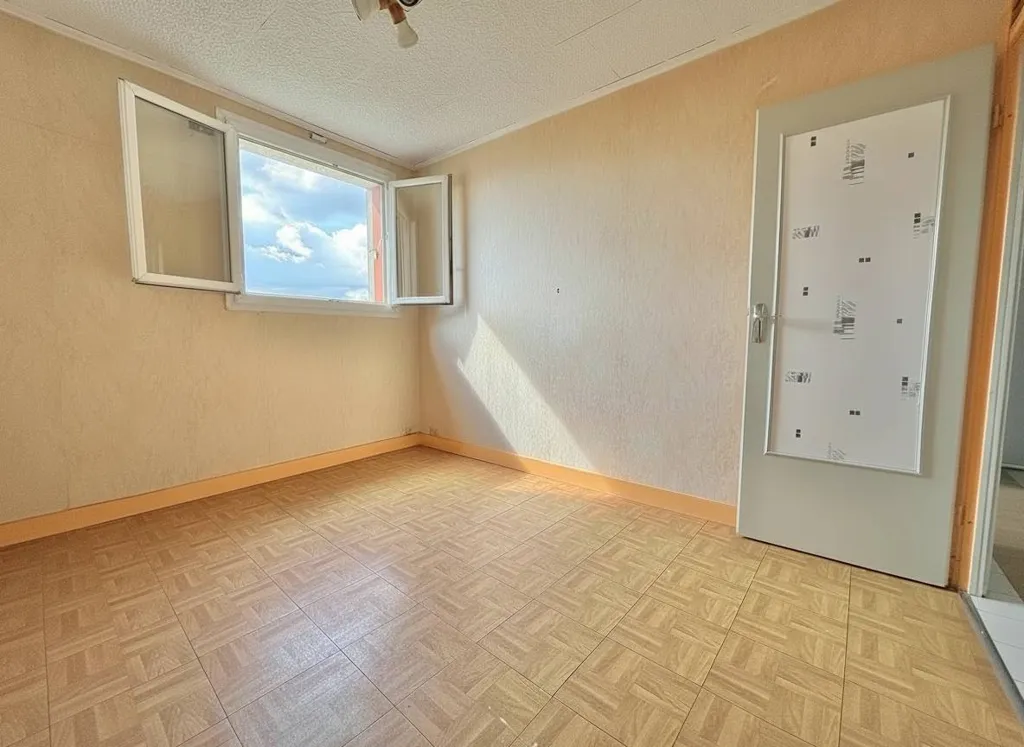 Stanze - 2-Bedroom Apartment with RER E Access in Pontault-Combault