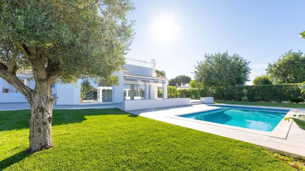 Piscine - Renovated Villa with Pool in Vilamoura