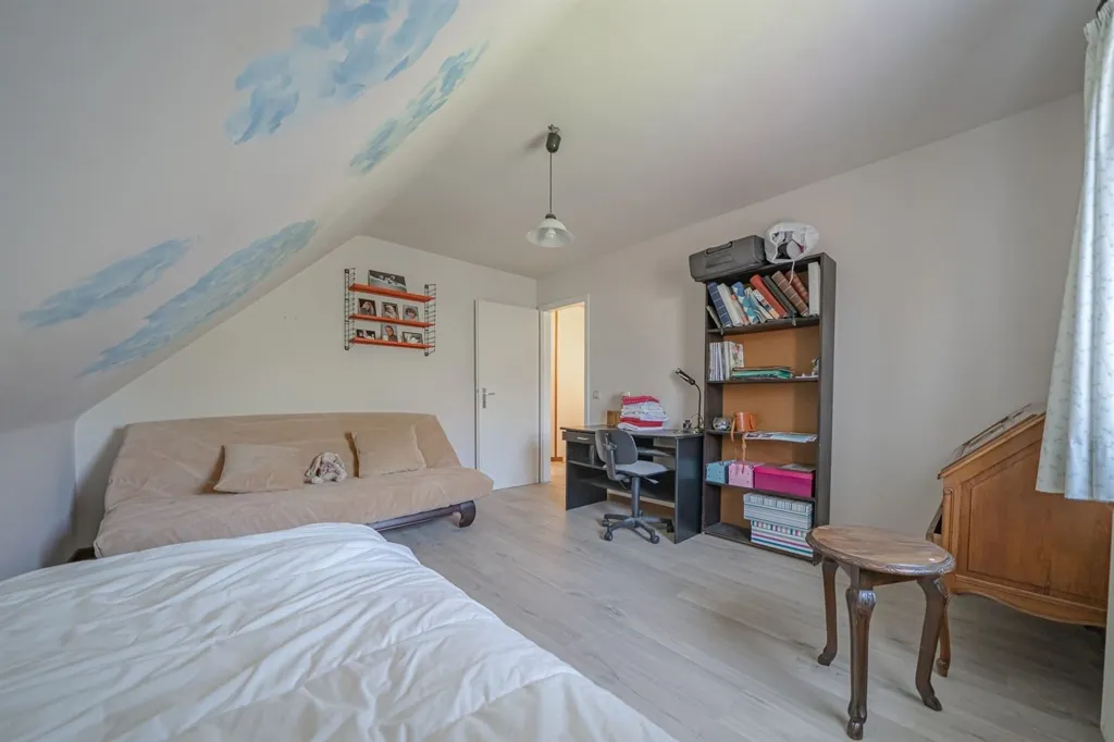 Chambres - Villa avec Piscine et Jardin à Mont-St-Jean, Waterloo