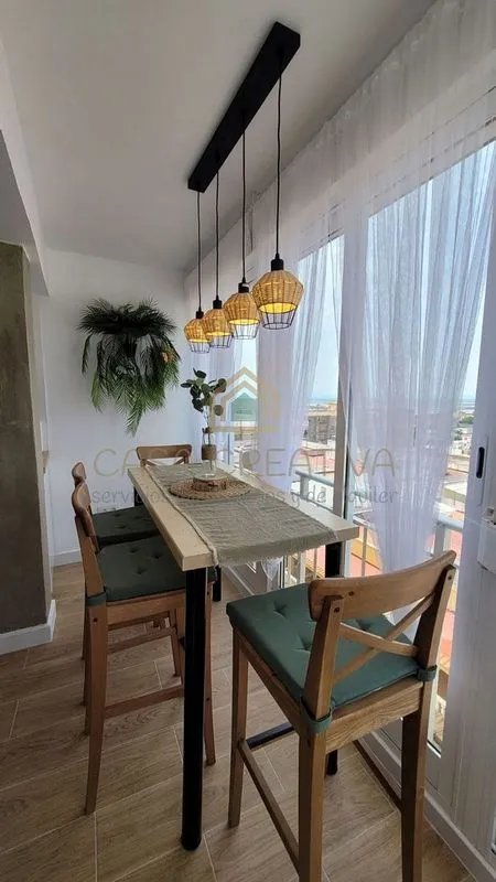 Salle à manger - Loft Studio with Sea Views in Les Palmeretes