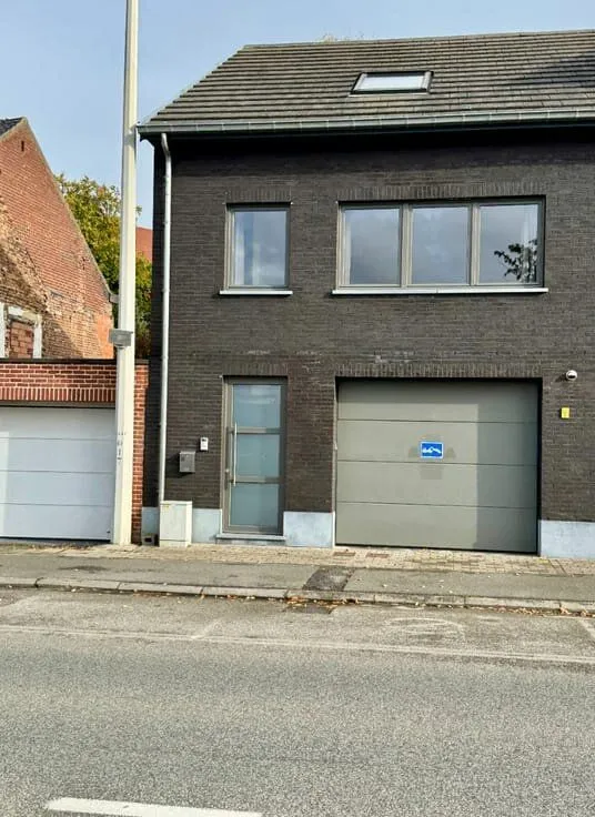 2 magamistoaga maja asukohas Overijse