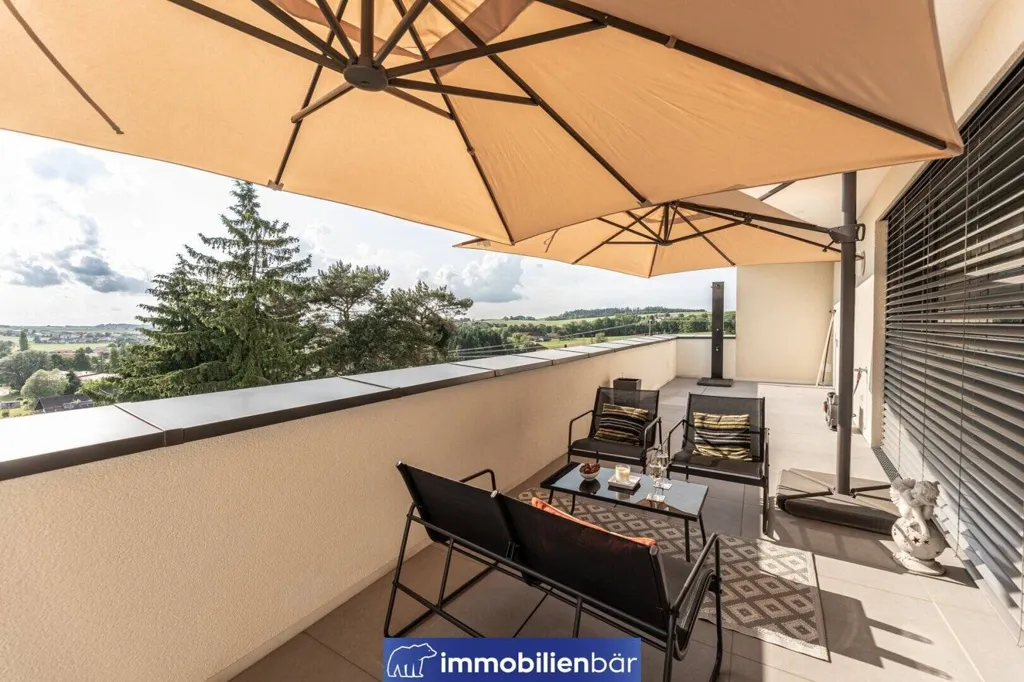 Rõdu - Fully Furnished Penthouse with Panoramic View in Neumarkt