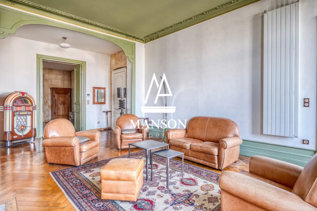 Soggiorno - Historic Duplexes with Private Elevator in Bordeaux