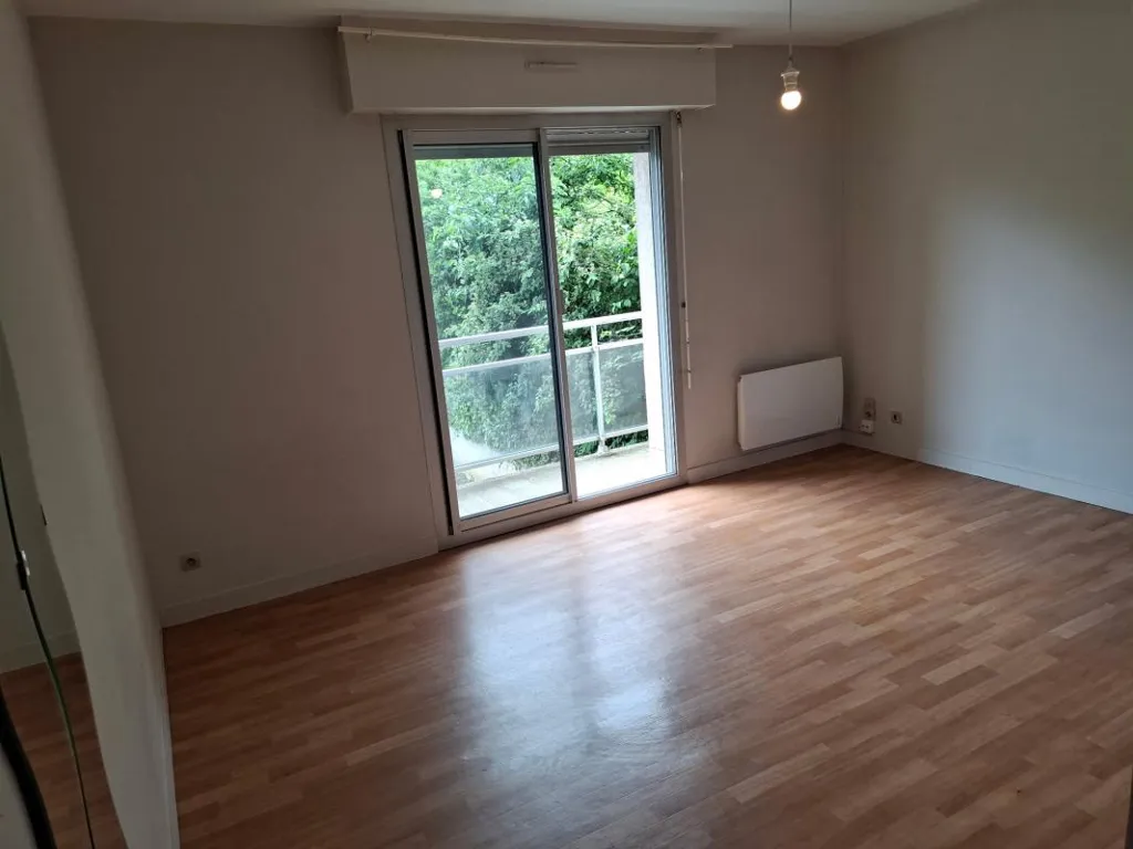 Toad - Studio with Balcony in Rennes