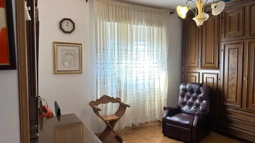 Appartement 4 pièces à IT