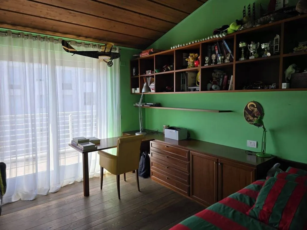 Magamistoad - Luxury Penthouse with Panoramic View in Terni