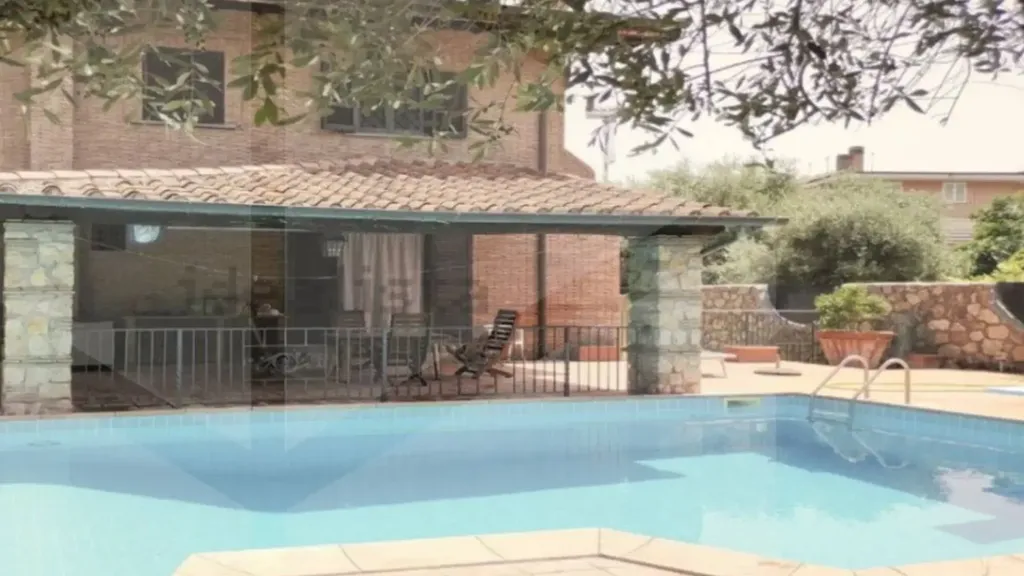 Piscine - Rustic Villa with Pool in Ciampino