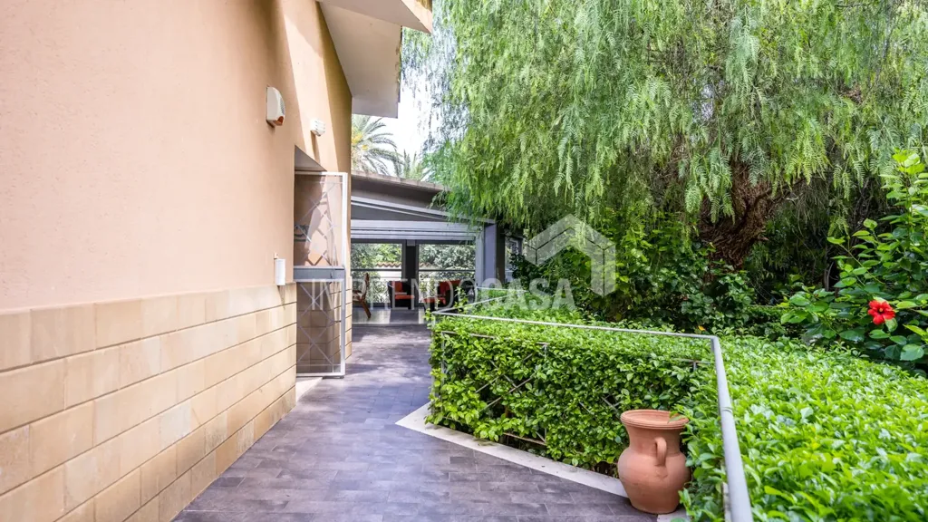 Terrasse - Villa with Private Garden in Mondello, Palermo