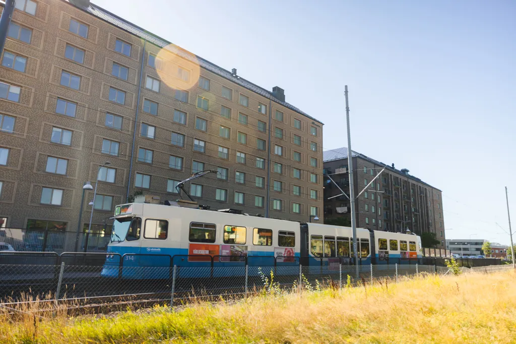 Exterior - Modern Flat with West-Facing Balcony in Göteborg