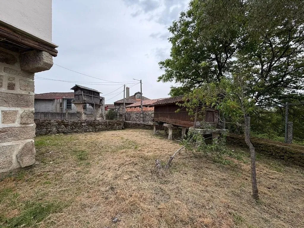 Jardin - Reformed Stone Chalet with Garden in Punxín