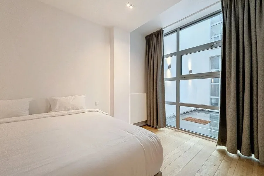 Bedrooms - Rear House with Garden in Châtelain, Ixelles
