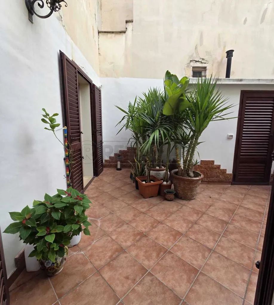 Aed - Historic Penthouse with Veranda in Molfetta
