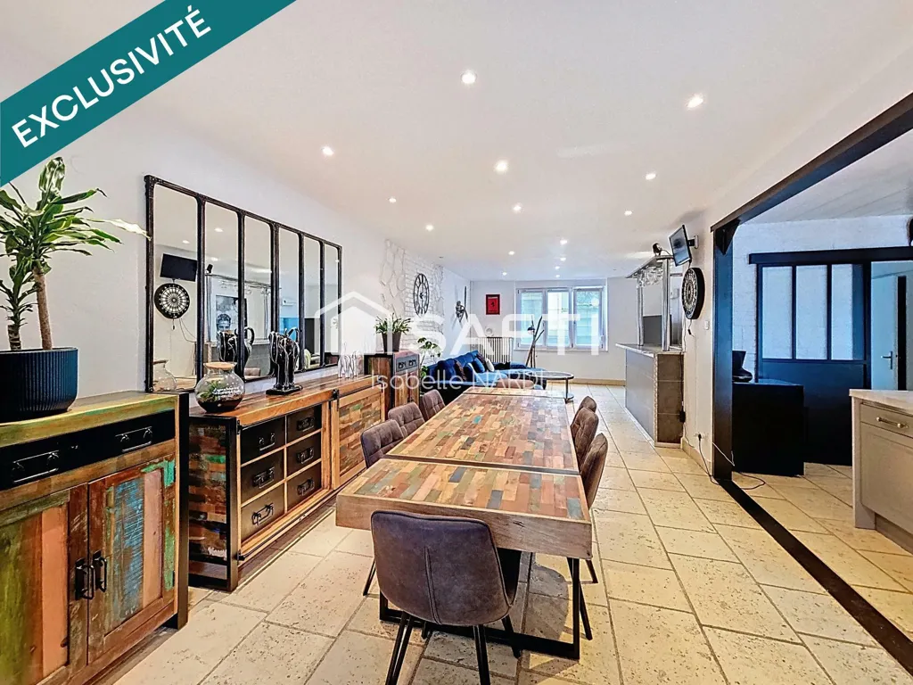 Salle à manger - Maison Rénovée avec Piscine à Knutange
