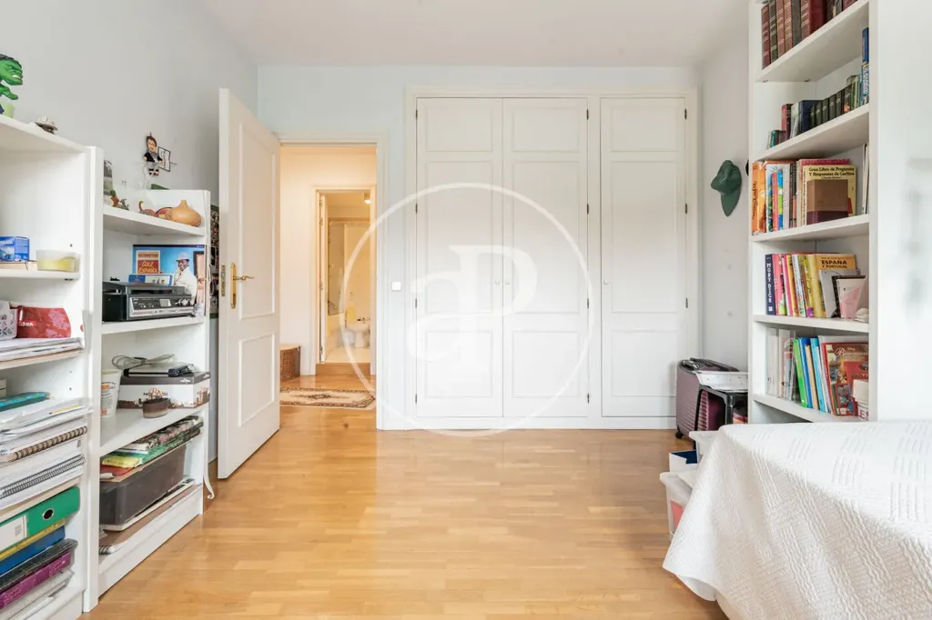 Kabinet - Chalet with Pool in Parque Conde de Orgaz