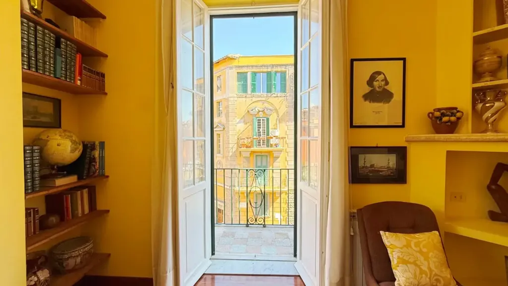 Rõdu - Charming Triplex with Balcony in Monteverde Vecchio