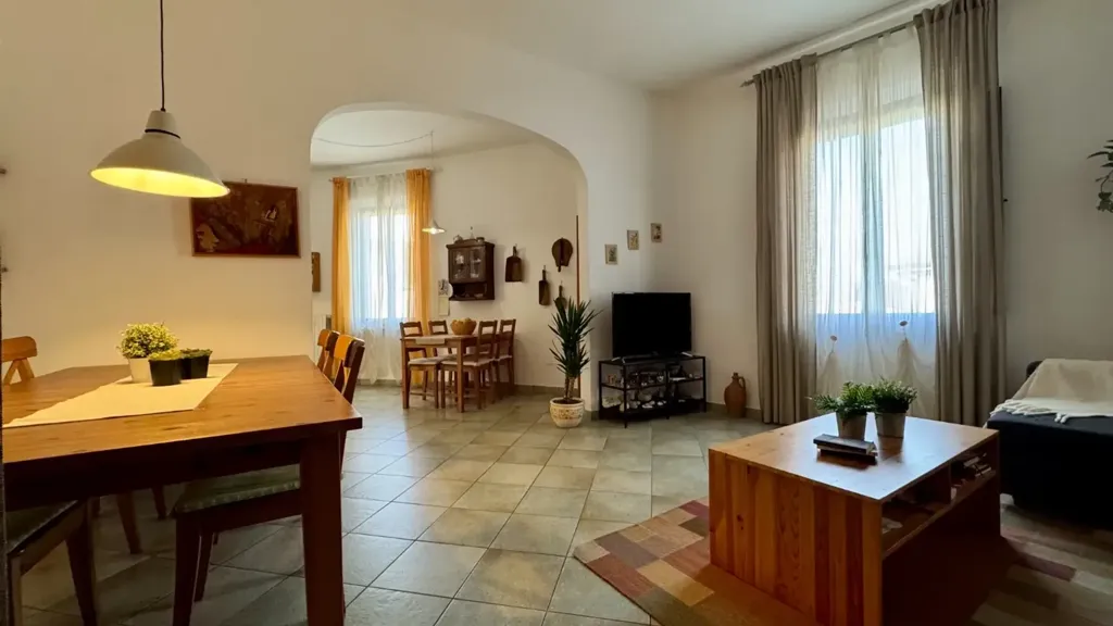 Söögituba - Central Apartment with Large Bedrooms in Empoli