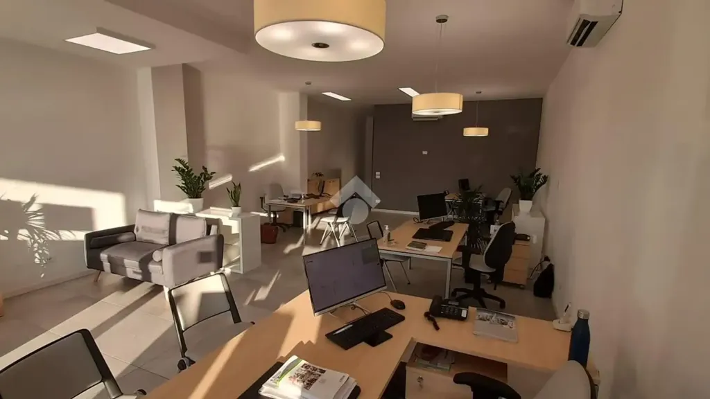 Bureau - Bright Trilocale with Balcony in Roncadelle