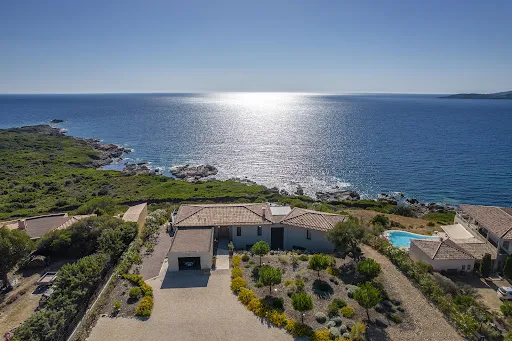 Õhuvaade - Luxury Villa with Sea View in Sagone