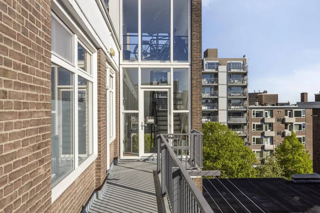Balcon - Galerij Flat with Balcony in Rubroek, Rotterdam