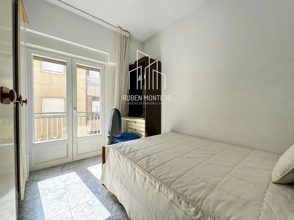 Magamistoad - Furnished Flat with Terrace in Garrido Sur