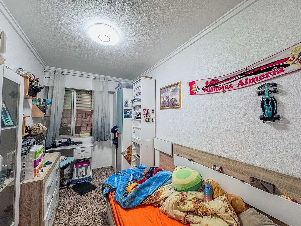 Chambres - Apartment with Ascender in El Pla de Sant Josep