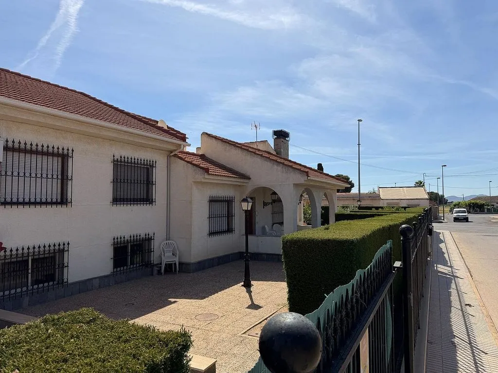 Välivaade - Chalet with Pool and Terrace in La Puebla