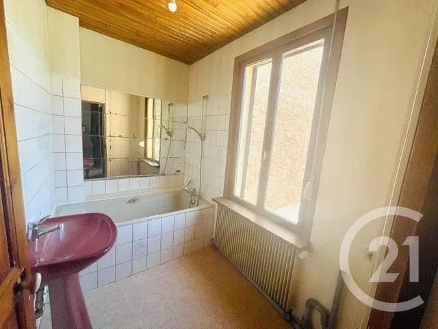 Bagni - Brick House with Courtyard in Montdidier