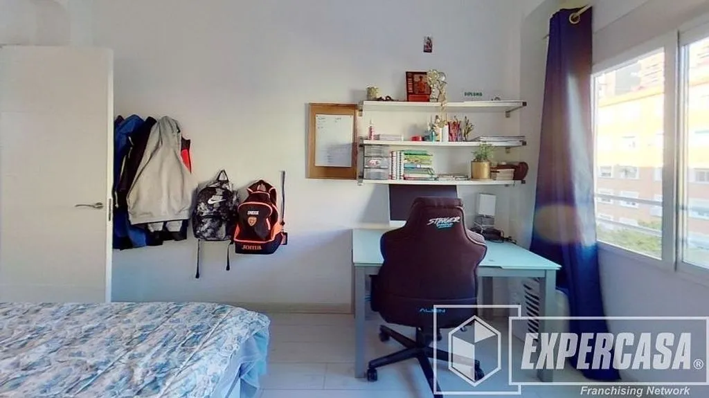 Chambres - Updated Apartment with Air Conditioning in Sant Marcel·lí
