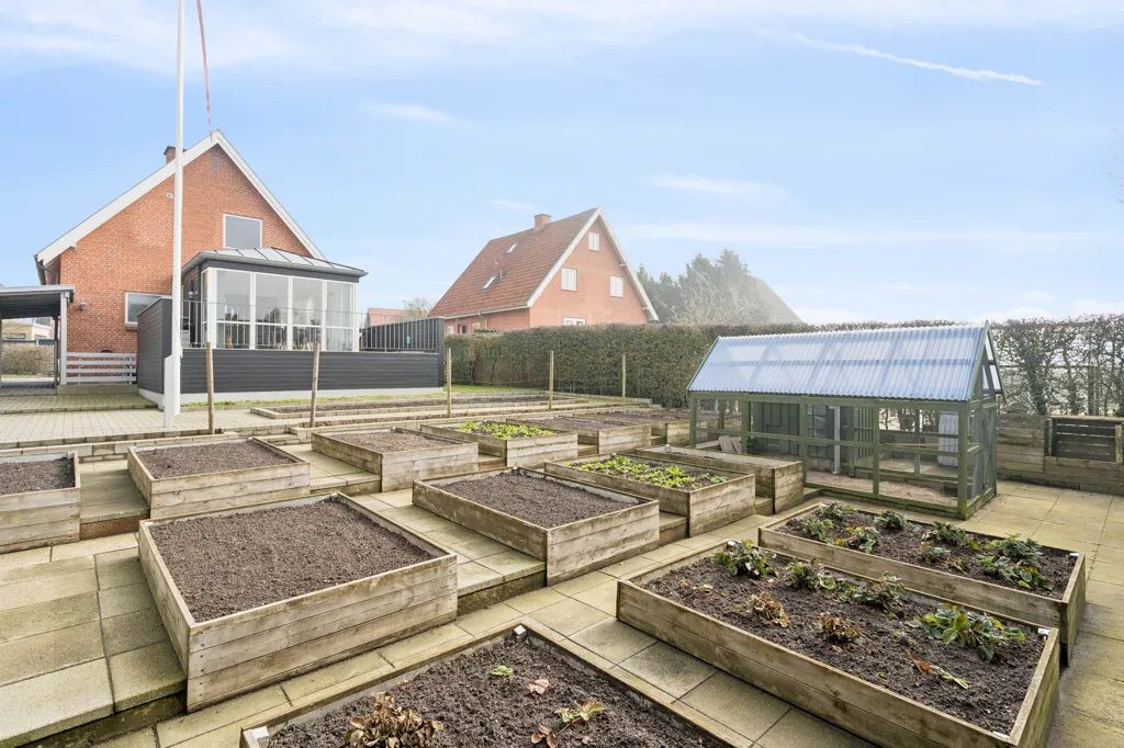 Jardin - Rustic Villa with Garden in Kristrup