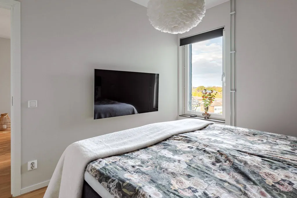 Magamistoad - Apartment with Large Balcony in Östermalm