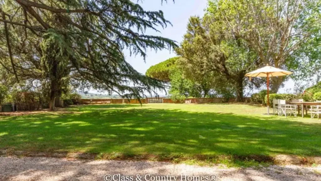 Jardin - Historic Villa with Two Residences in Grottaferrata
