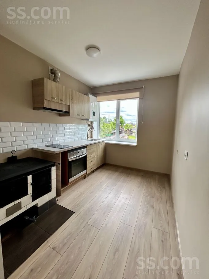 Köök - Renovated 2-Bedroom Flat in Valmiera