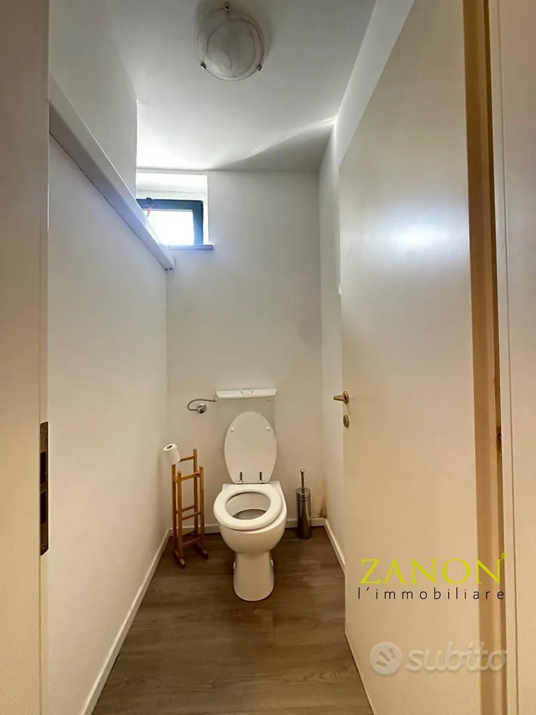 Studio Office with Private Courtyard in Cormons