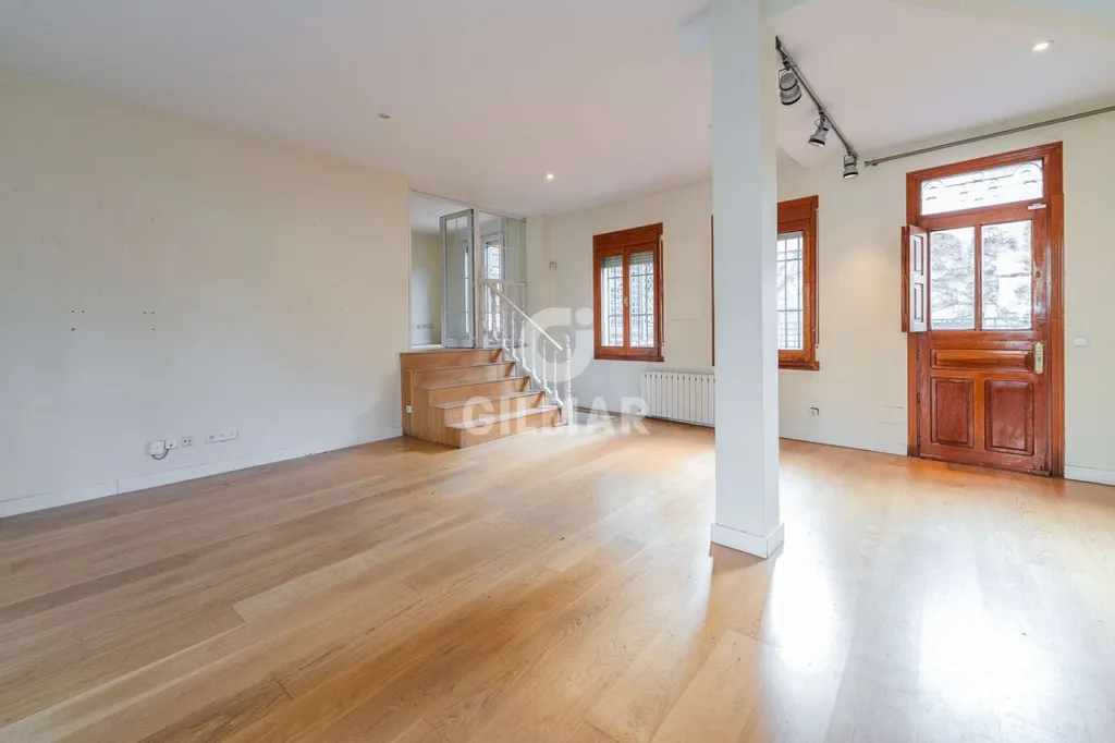 Séjour - Semi-Detached House with Garden in Chamartín