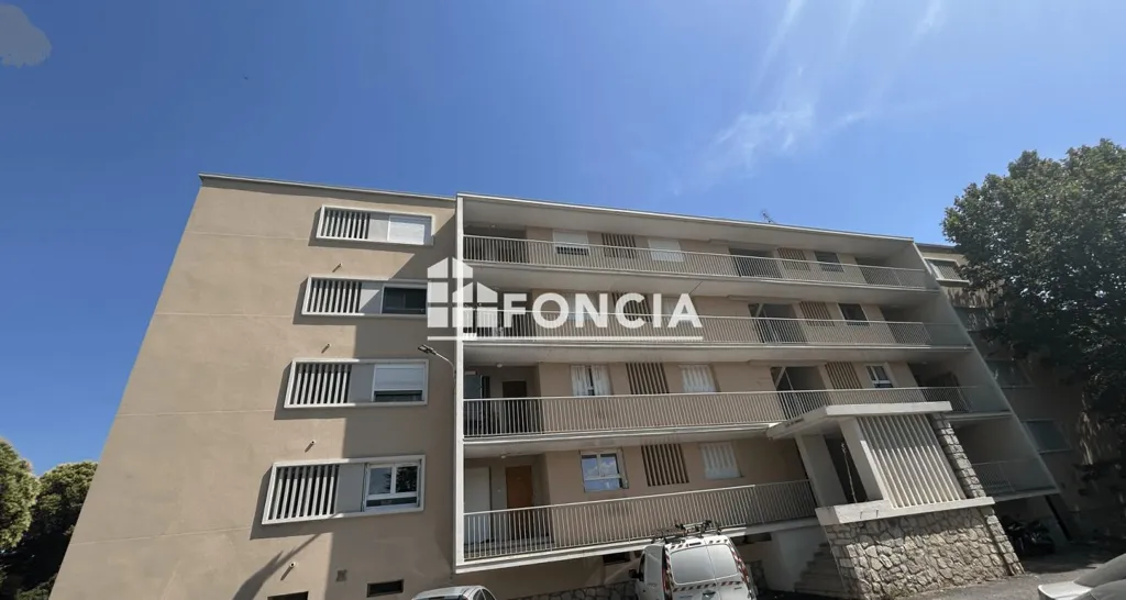 Välivaade - Letting-Friendly Flat with Digicode in Brosolette