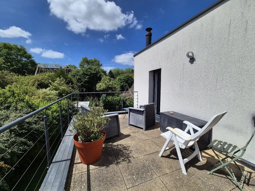 Terrazza - Contemporary House with Garden in Épron
