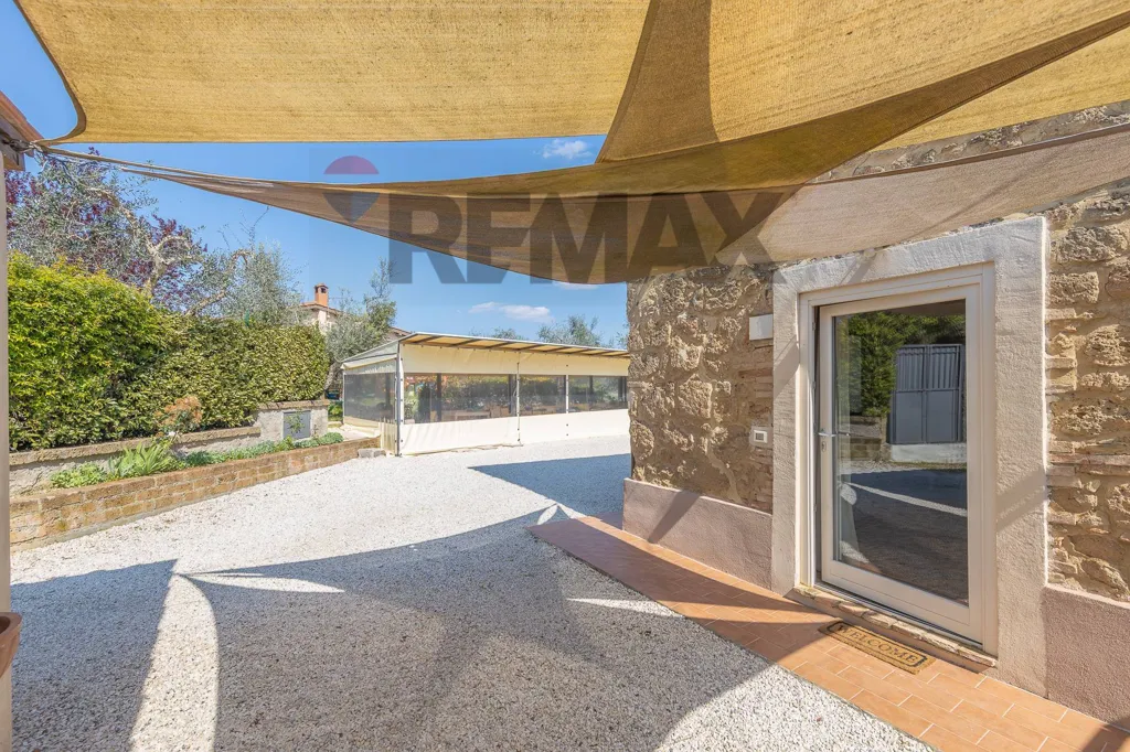 Terrasse - Agriturismo with Pools in Magliano Sabina
