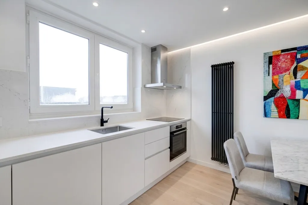 Köök - Two-Bedroom Apartment with Terrace in Merksem