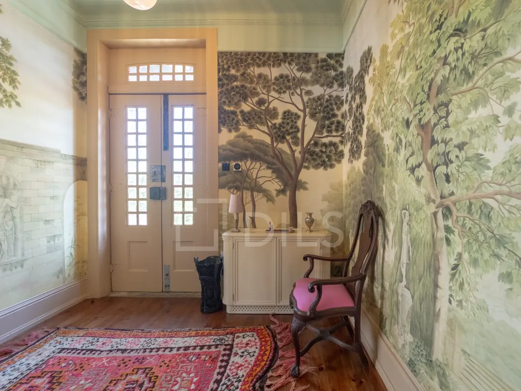 Esik - Historic Palacete with Pool in Miramar