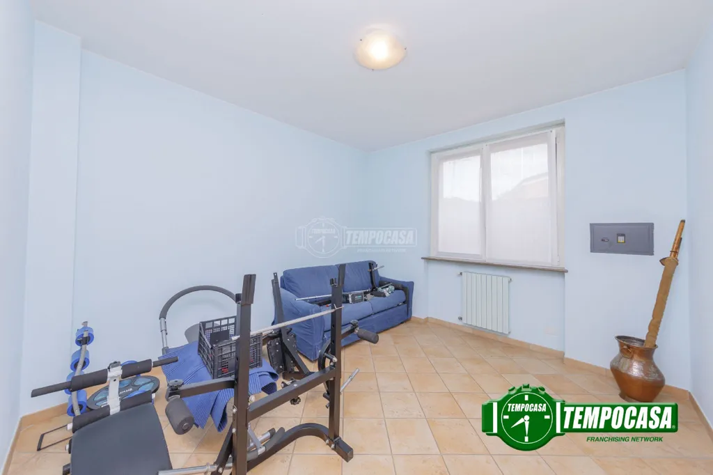 Pièces - Modern Villa with Garden in Piacenza