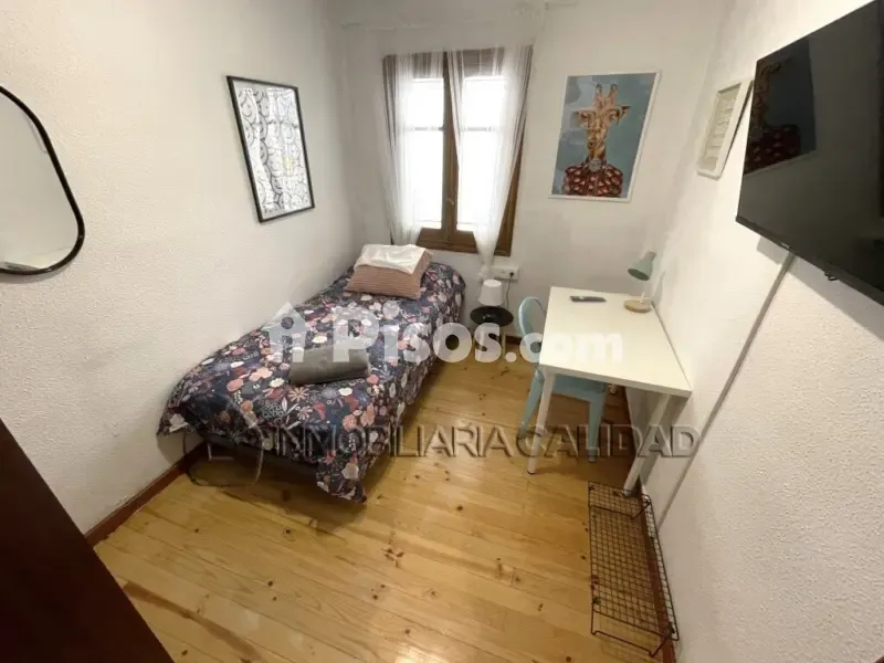 Bedrooms - Student Flat with South Orientation in Burgos Centre