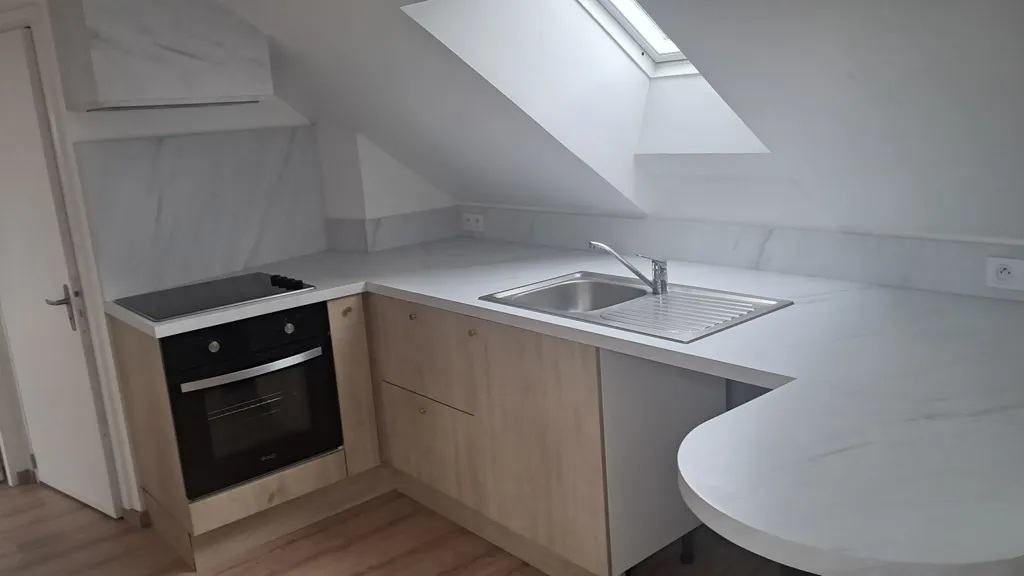 Cucina - Renovated Student Flat near ESAO in Quiet Area
