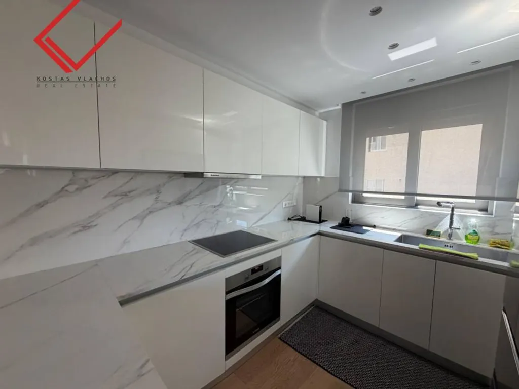 Köök - Modern Apartment with Balcony in Thessaloniki Centre