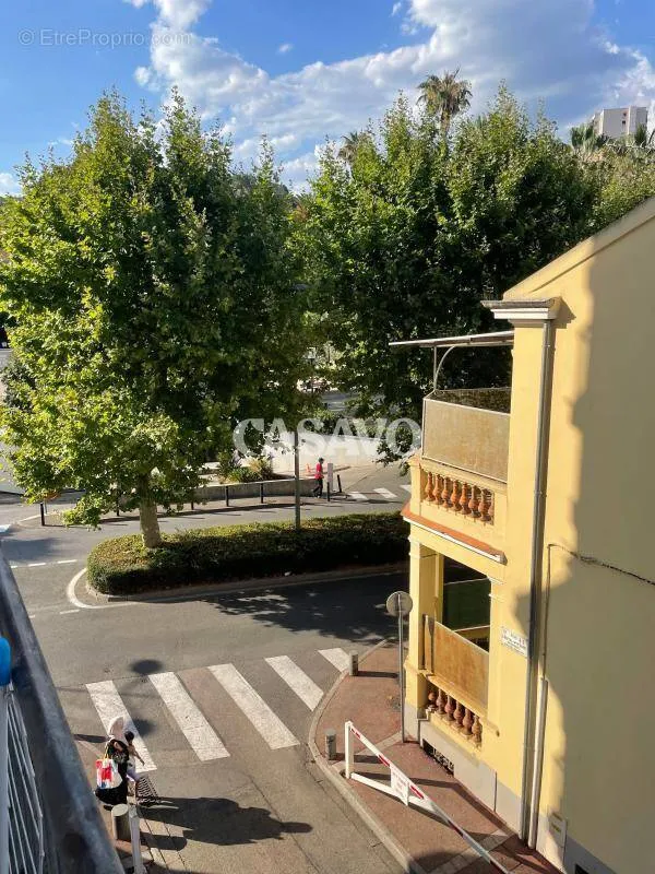 Esterno - Renovated 2-Bedroom Flat with Balcony in Vallauris