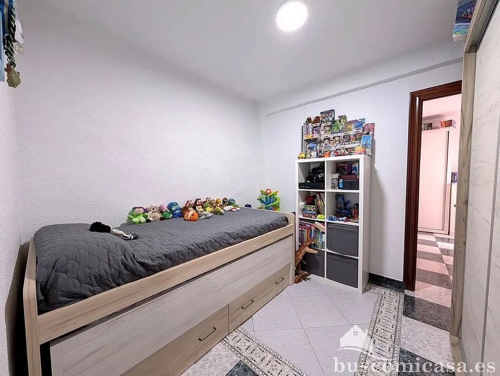 Chambres - City Centre Flat with Balcony in Linares