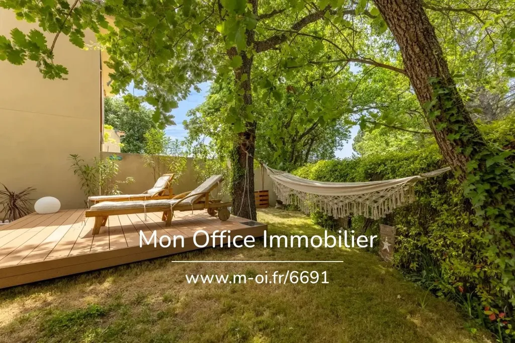 Aed - Modern House with Pool in Saint-Cannat