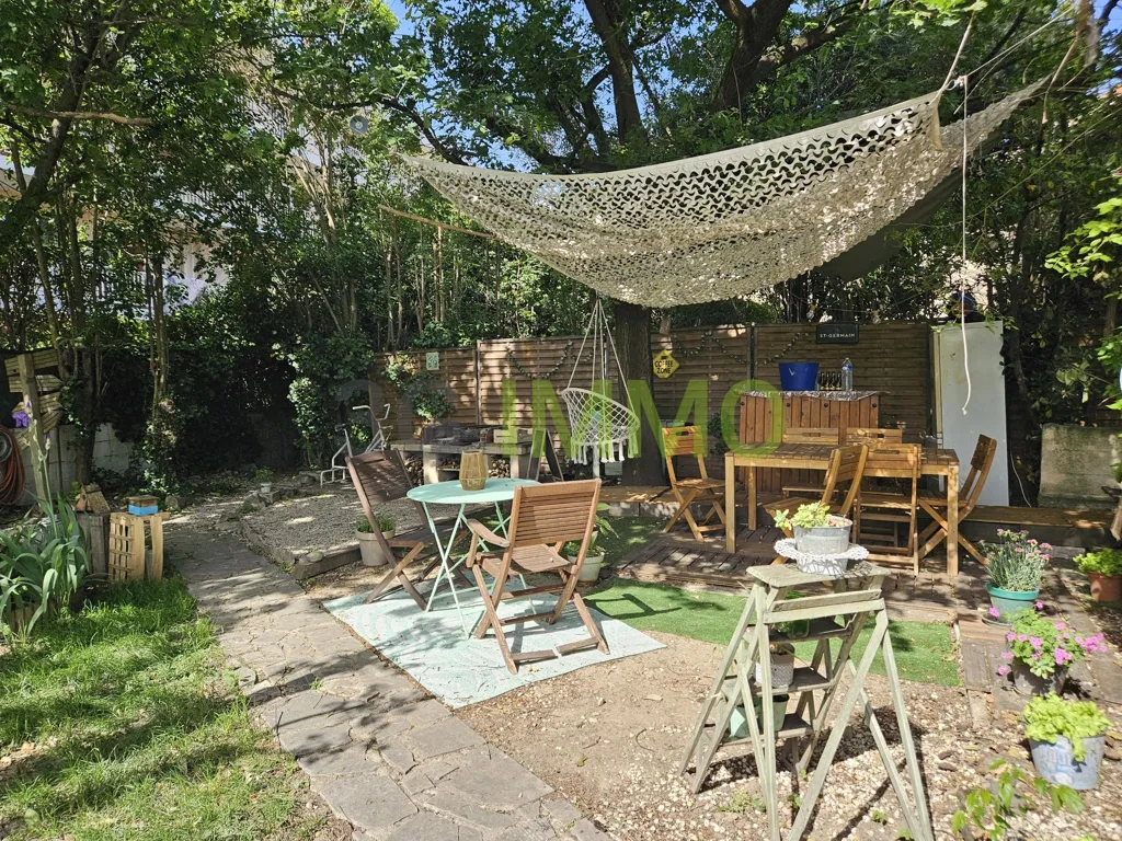 Aed - 2-Bedroom Apartment with Private Garden in Quiet Area